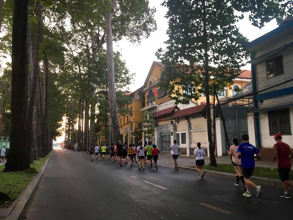 Runner Việt rộn ràng chạy chia chân kỳ nghỉ Tết Kỷ Hợi
